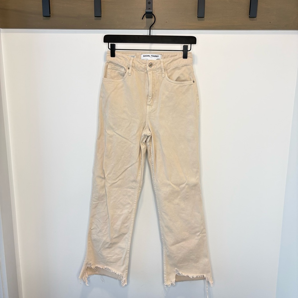 Social Tourist Ultra High Rise Straight Cream Jeans - Size 26 Short Raw Hem